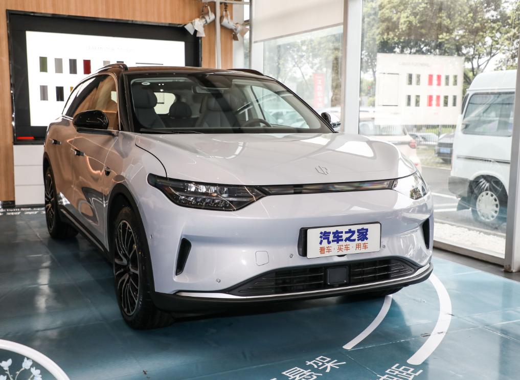 Leapmotor C11 Электромобиль внедорожник 4x4 650 км Edition Литий железофосфатный аккумулятор 2024