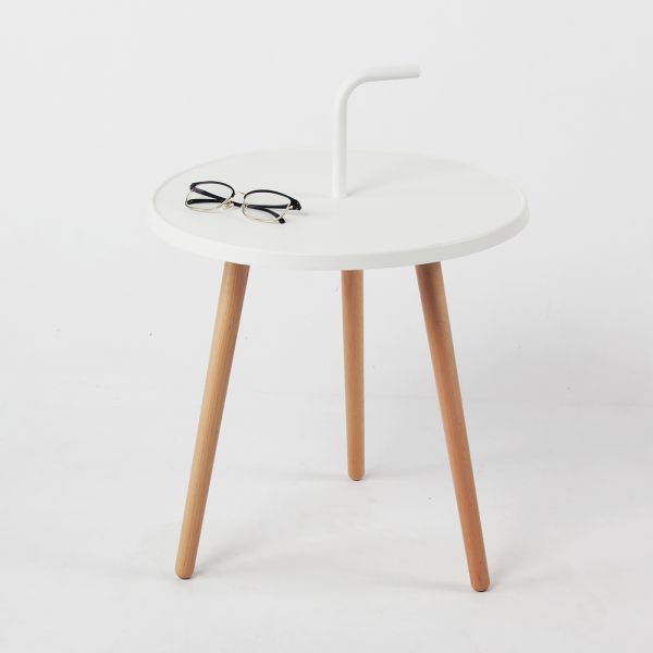 Кофейный стол из дерева и стали - идеальное дополнение к вашей современной гостиной