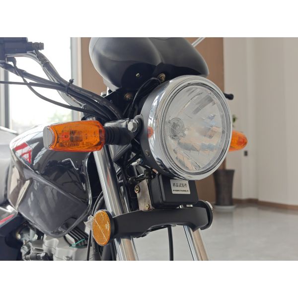 Moto Chopper 200CC avec logo OEM, moteur à arbre d'équilibrage, silencieux chromé