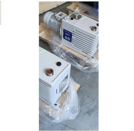 système rotatoire de Vane Vacuum Pump For Refrigeration de l'huile 60m3/H à deux étages