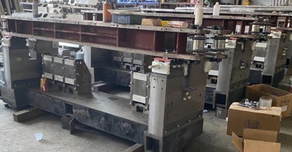 PLC Vertical Glass Edging Machine for Mirror Glass Polishing Max. Arris Width 2.5mm