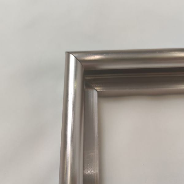 Sophisticated Brushed Aluminum Alloy Frame for Mirror and Photo Frame Decoration