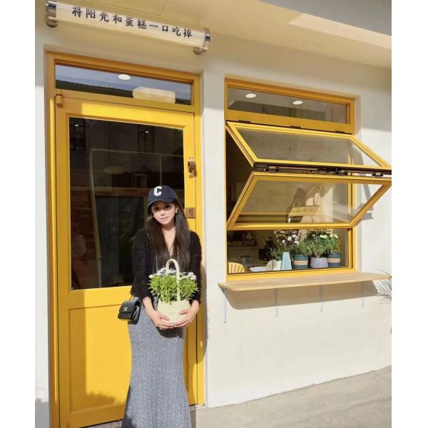 Desert Climate Reflective Coating Folding Windows - 50% Solar Reflectance Index