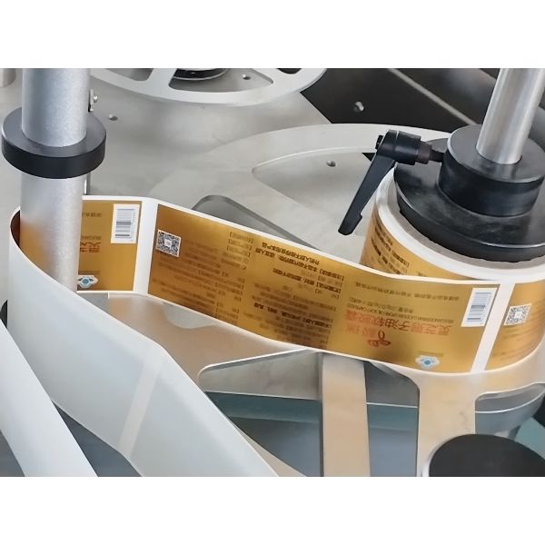 RegulaLabel Machine d'étiquetage des bouteilles pharmaceutiques 180 bouteilles/min