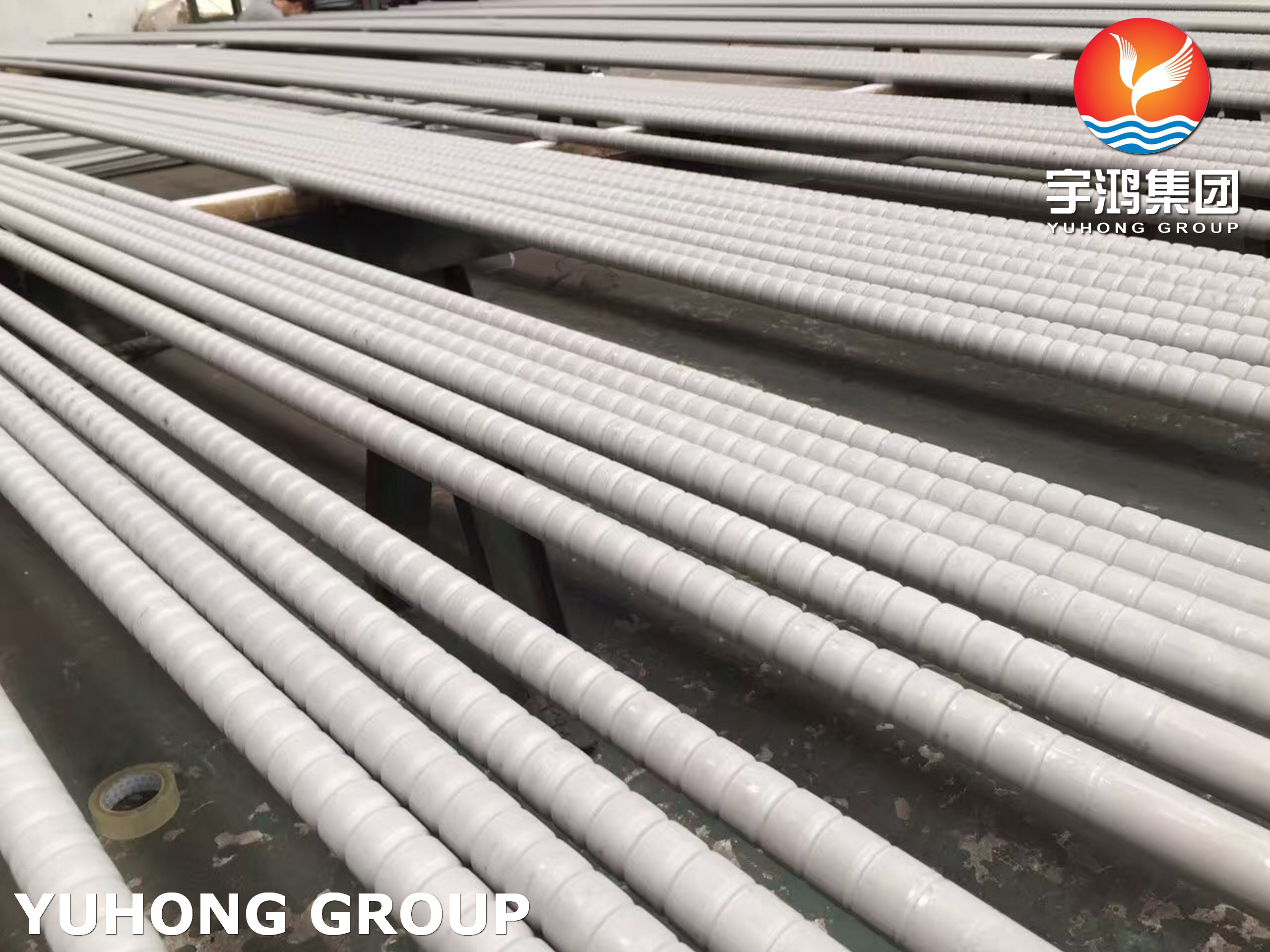 TP304 / TP304L TP316 / TP316L Stainless Steel Corrugated Low Fin Tubes For Heat Exchangers