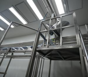 60,000BPHボトルウォーター生産ライン向け高速ボトルキャップ洗浄機