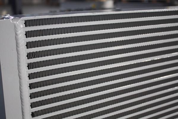 Aluminum bar plate fin air charge inter cooler against high pressure and temp shock