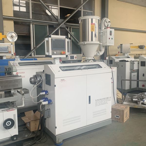 линия одиночный винт штранг-прессования PVC Polyethylen 150kg/H Plasticization