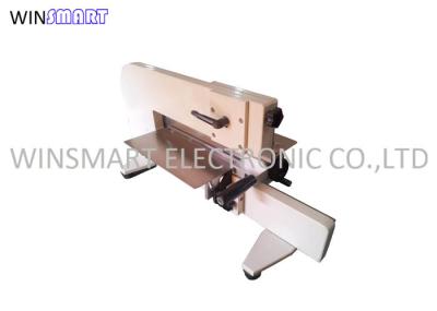 operação manual da máquina do separador do PWB 400mm/S com a placa pre marcada