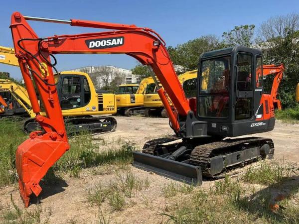 DX55-9C Corée d'origine Excavatrice utilisée Doosan