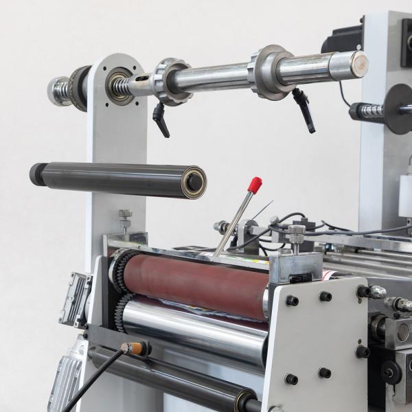 550mm Flatbed Die Cutting Machines Touch Screen Convenient Operation