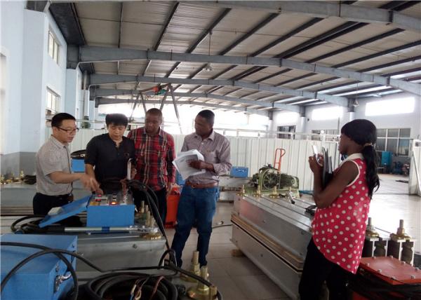 Light Model Conveyor Belt Joint Machine For Building Materials Delivery