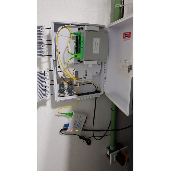 Установка уровня предохранения от терминальной коробки ИП65 оптического волокна сбережений космоса легкая