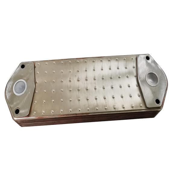 DI12-54A SMV4531TB5 Scania Engine Parts , 1333183 Scania Oil Cooler