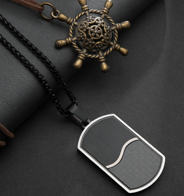 2025 en stock mercancías forma cuadrada colgantes de hombre collar de hombre con envío rápido