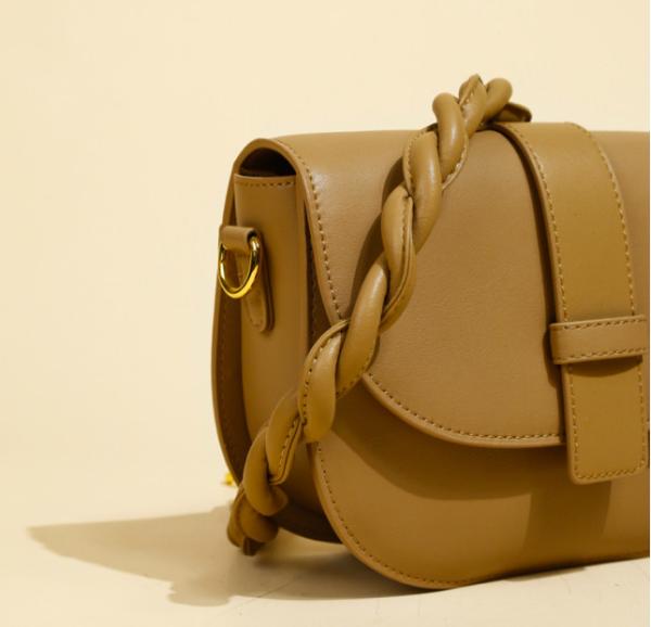 22cm 16cm Leather Saddle Bag Crossbody One Shoulder Hasp Closure Bag