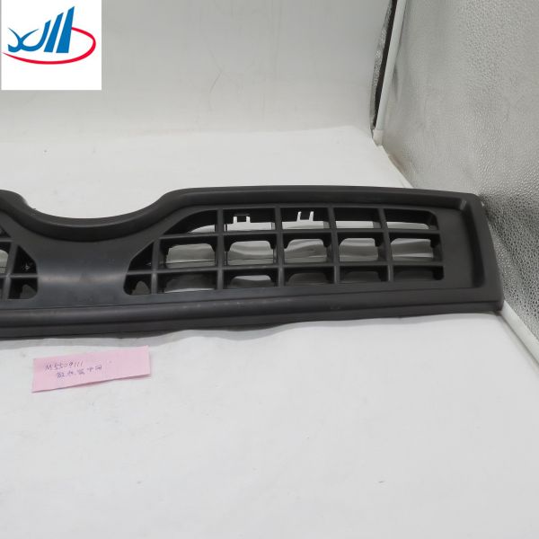 Best selling auto engine parts Radiator medium net M5509111