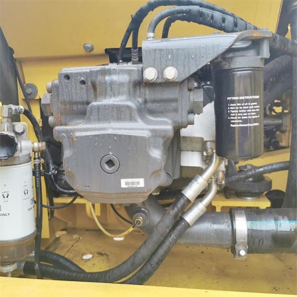 Использованный экскаватор Komatsu PC200 Оригинальный гидравлический насос PC200-6/7/8