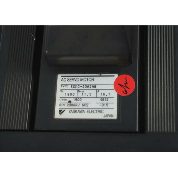 Yaskawa New AC Servo Motor 200V 1500RMP SGMG-20A2AB Industrial Servo Motor