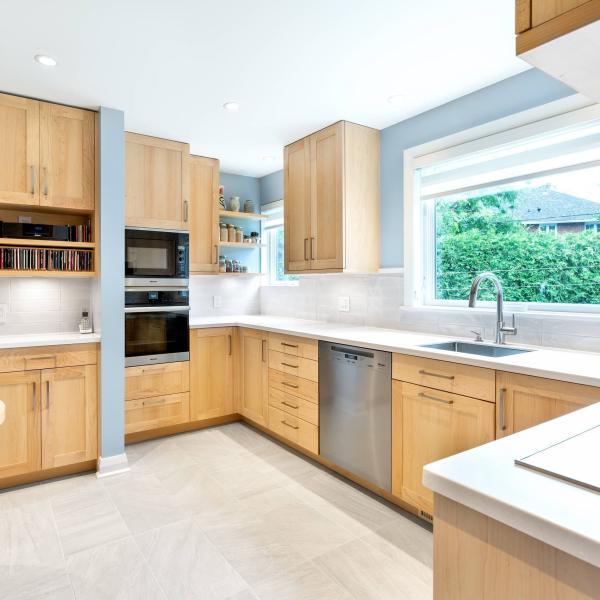Shaker Custom Solid Wood Kitchen Units Modern American Style