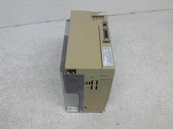 Industrial ServoPack Yaskawa  5.0KW Servo Drives 28A 50 / 60HZ Frequency SGDM-50ADA