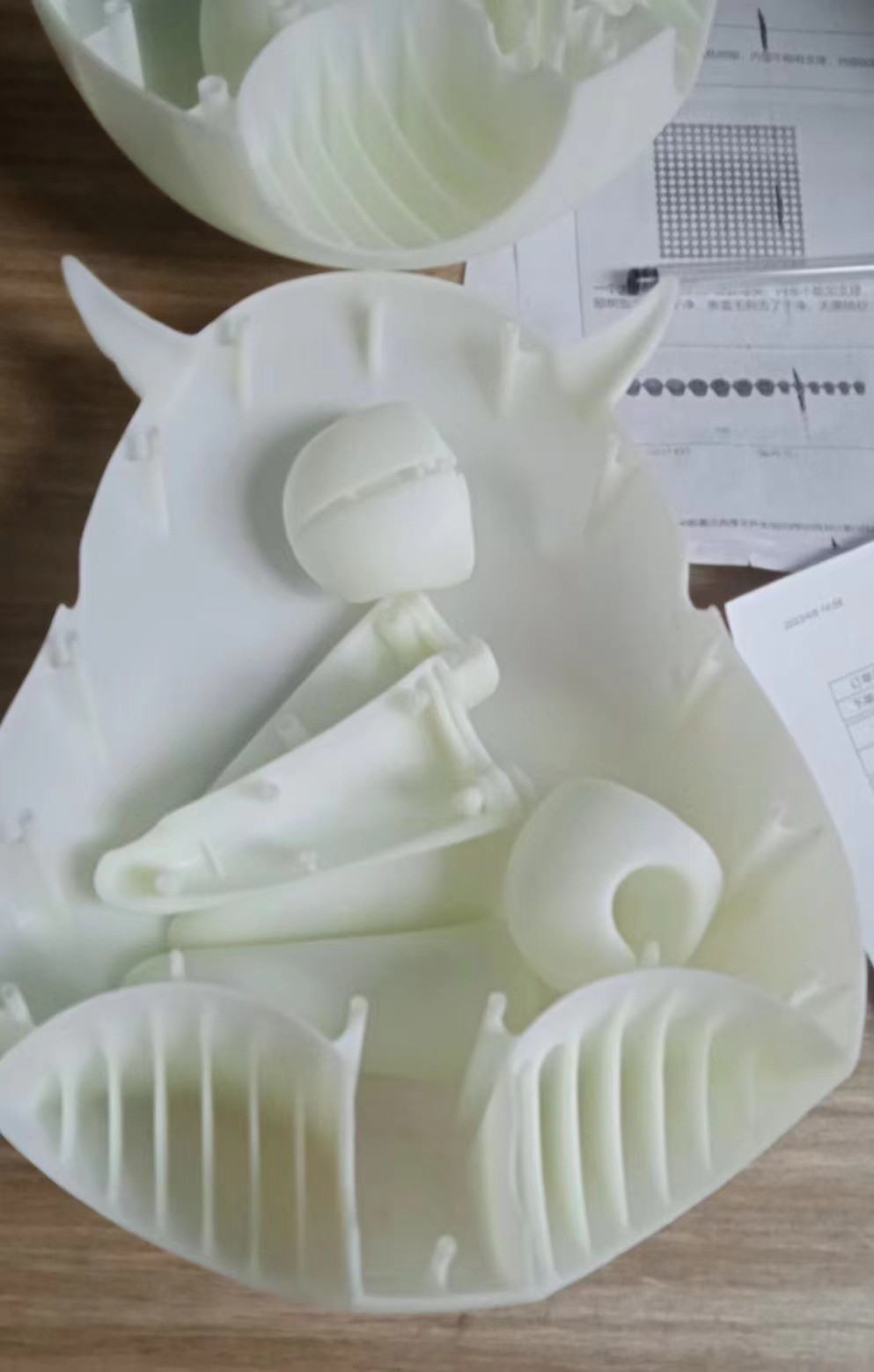 Пластмассовая смола Титановый 3D-печать быстрый прототип для аниме фигуры действия