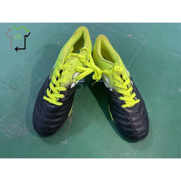 Second Hand Men's Football Shoes Chinese Branded Nylon Material Pre Owned Shoes