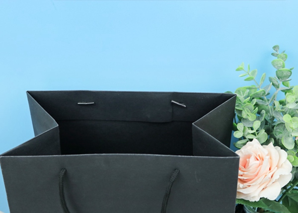 Жесткость бумажных мешков Эко большой емкости высокая с черными ручками хлопка