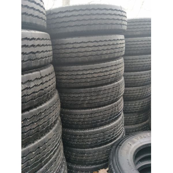 279mm Tubeless Truck Bus Tyres 11r22.5 Highway Truck Drive Tires