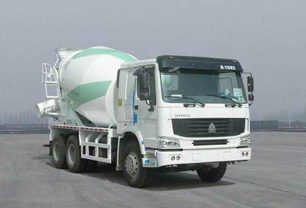 SINOTRUK Howo 9 CBM Concrete Mixer Truck