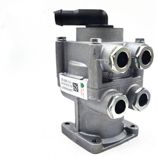 Brake System Auto Parts High Quality Sinotruk HOWO Truck Master Brake Valve LG9704360057