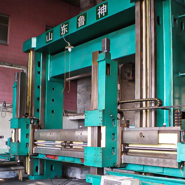 2500 mm/min CK5235 Tour vertical à double colonne CNC pour l'usinage de précision de grand diamètre