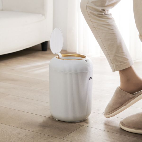 Chinese Wind Round Intelligent Sensing Household Large Capacity Trash Can with Legs
