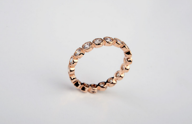 Italina fine fashion jewelry shiny red apple CZ Wedding Ring