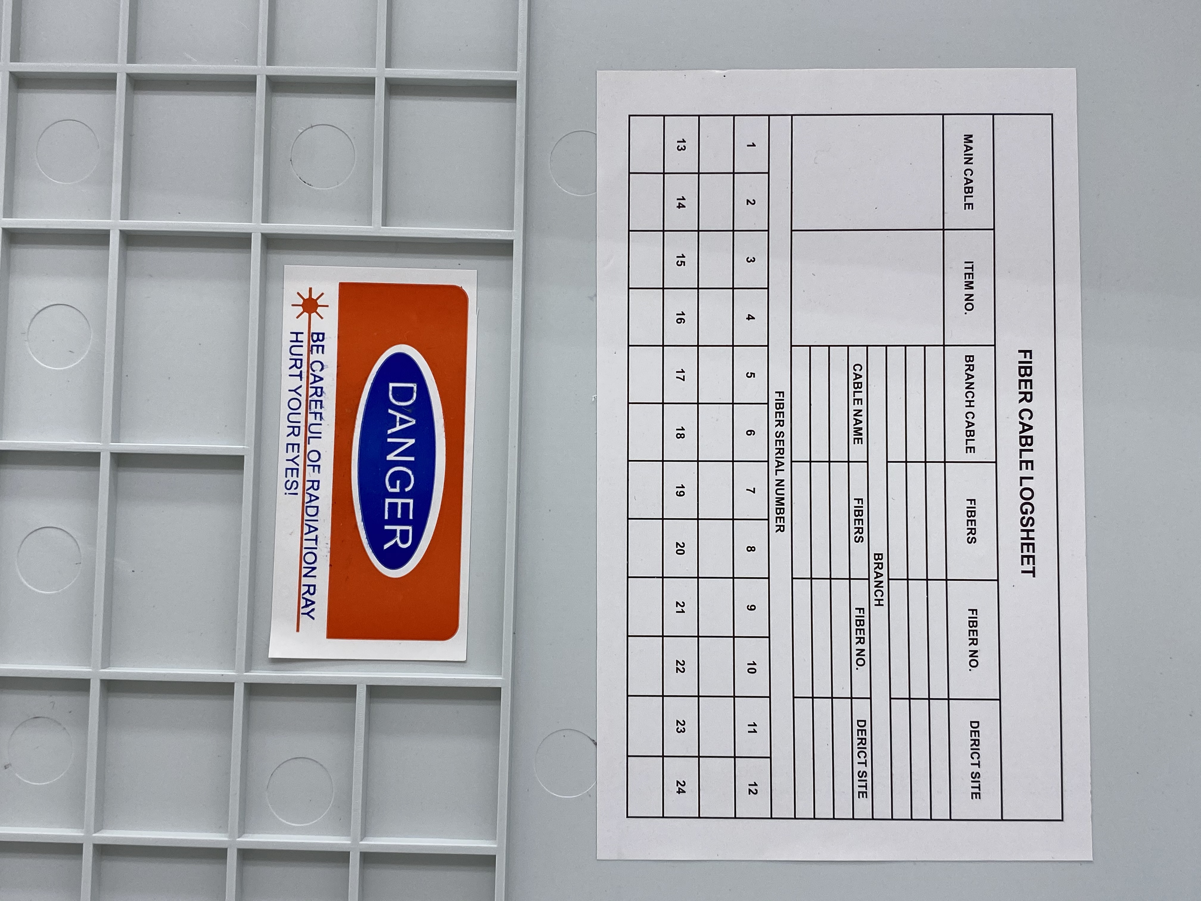 Коробка Splitter оптического волокна пяди FTTH IP65 1x8 OTB ODB FDB средняя