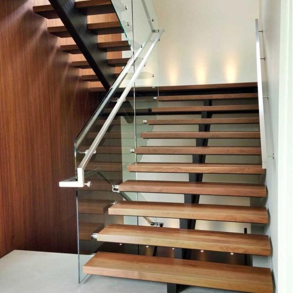 Straight U Shaped Staircase Design Carbon Steel Beam Wooden Treads Long Lifespan