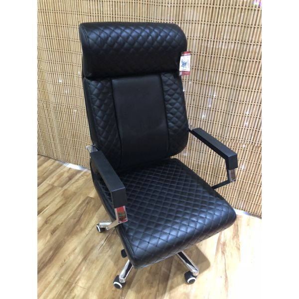 Tilt Control 121cm PU Leather High Back Office Chair Executive