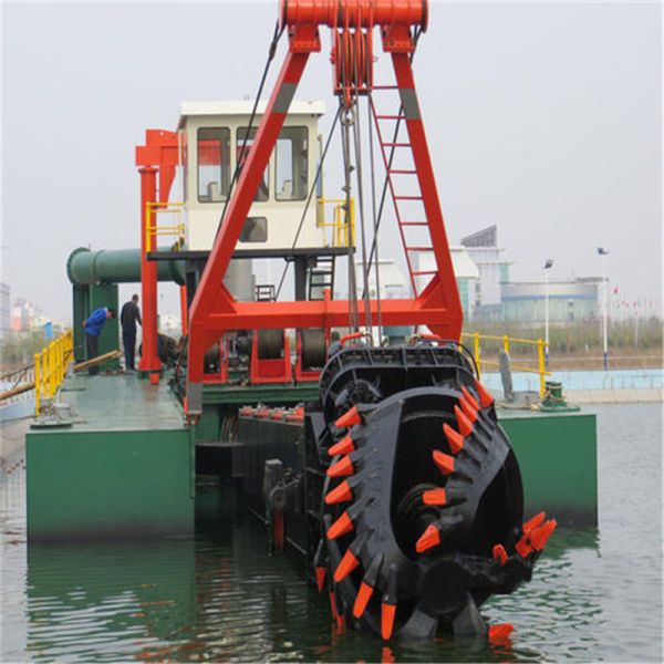 Hydraulic Control Carriage Cutter Suction Dredger for River Sand