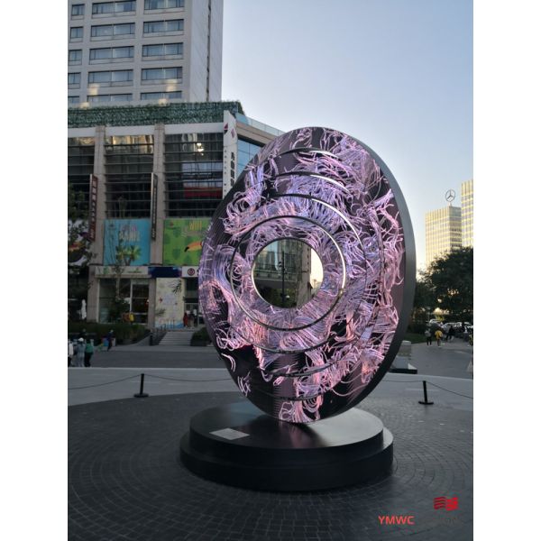 Custom Print Method Public Art Square Sculpture for Outdoor Decoration and Landscaping