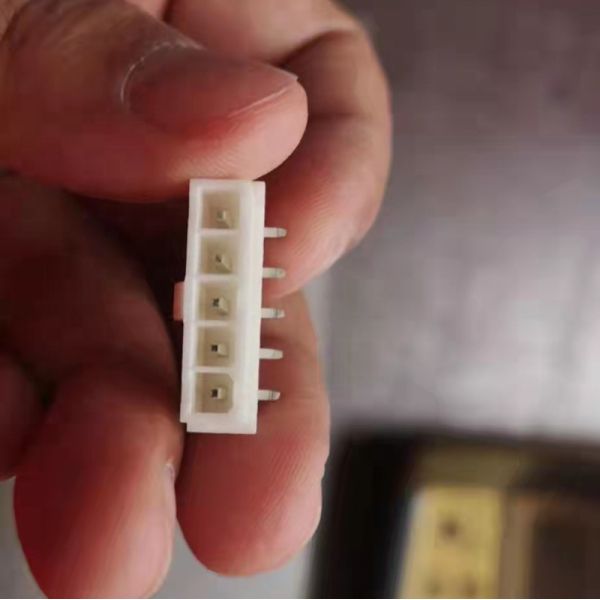 Доступные цены на сенсоры для белого зала