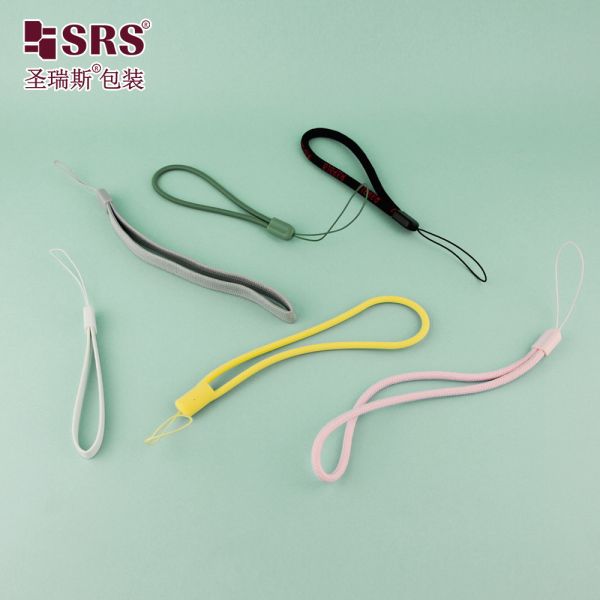 18ML 20ML 25ML Empty Plastic Roll On Bottle Custom Color Options With Lanyard Design Keychain Cap