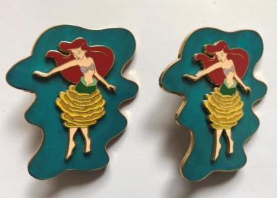 Zinc Alloy Silver Plating Beauty pin on pin badge with two metal butterfly