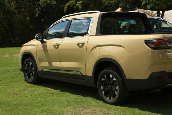 RADAR RD6 Pure Electric Pickup Truck High Power Electric Cars