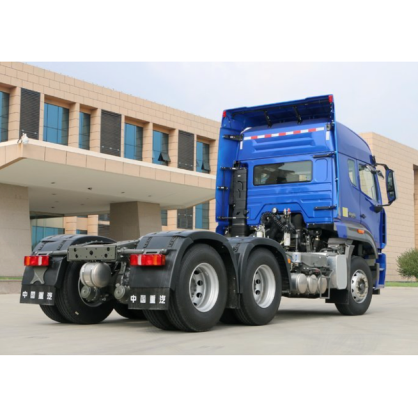 SINOTRUK HOWO E7G 6x4 tractor head