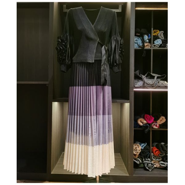 Autumn New High-End Fashion Elegant Satin V-Neck Ruched Tie Fake Two-Piece Dress for Women Casual Anti-Static Color-Block