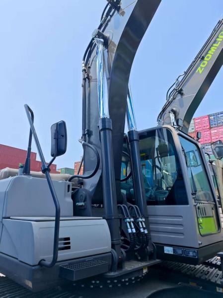 ZE215Eシリーズ 燃費効率の良いズームリオン掘削機 省エネ 環境に優しい ZE215E