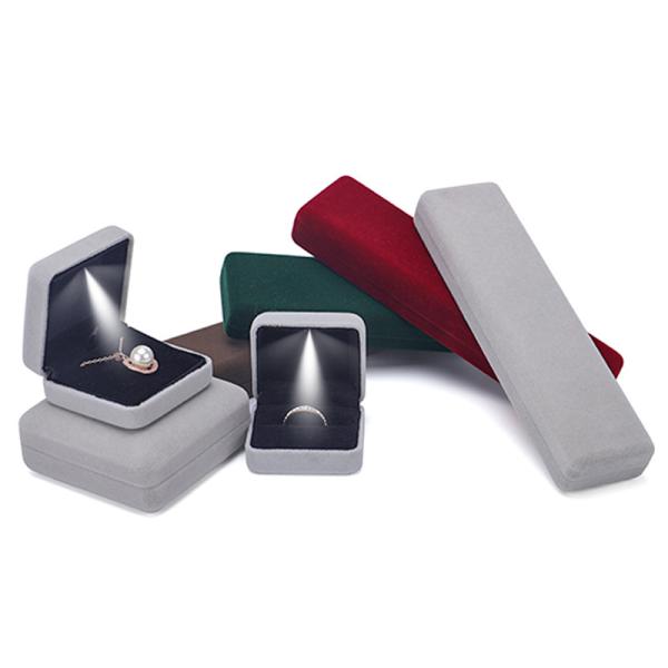 Boîte de bijoux verte personnalisée LED Velours de bijoux Package avec luxe et personnalisé Ring Box