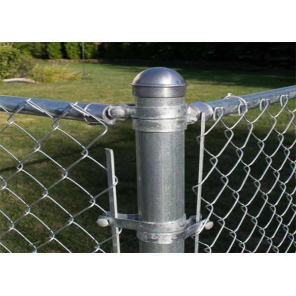 Galvanized PVC Coated Metal Mesh Fence Diamond Hole Cyclone Chain Link Fencing
