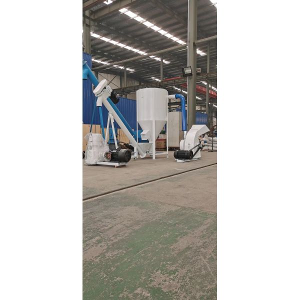 Квартира умирает производственная линия лепешки корма для животных создателя 300kg/H -1000Kg/H лепешки питания небольшая