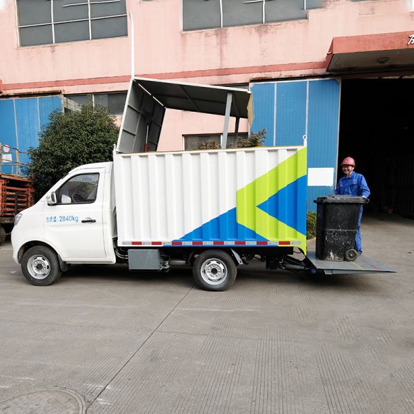 Light Duty Dumpster Trash Pick Up Truck Junk Removal Pickup Truck 1610kg
